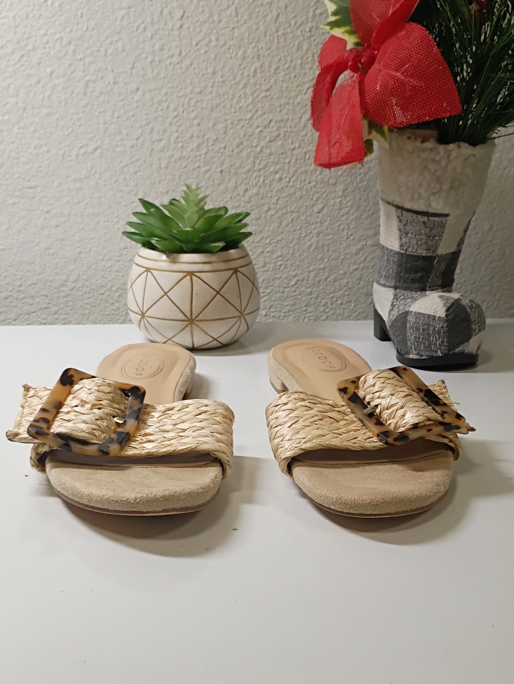 Woven Slide Sandals with Tortoiseshell Buckle - Beige